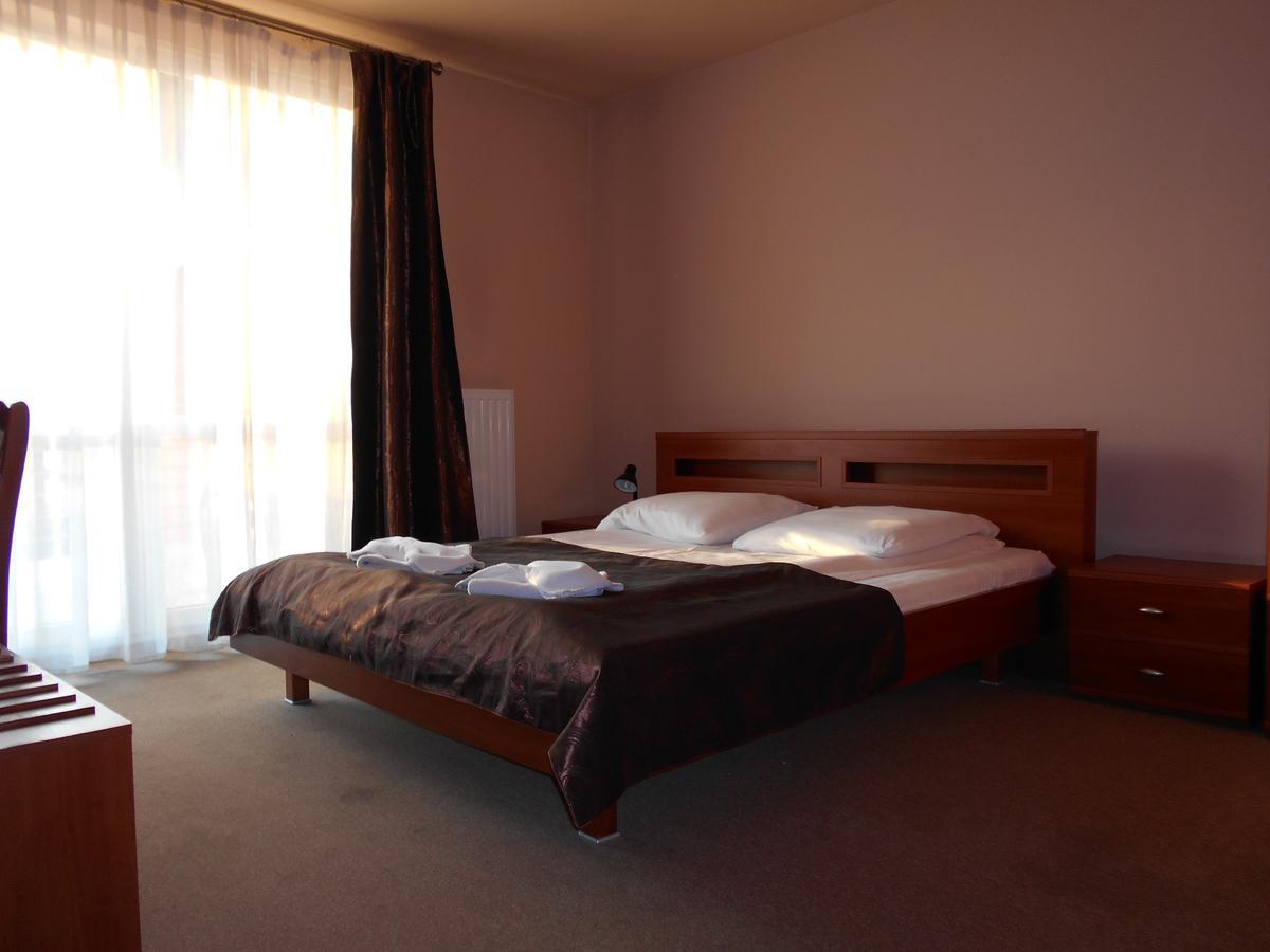 Hotel Astor 拉多姆 外观 照片