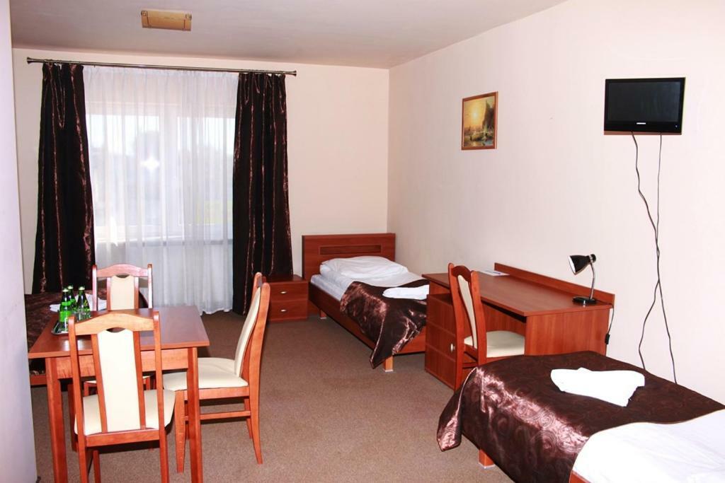 Hotel Astor 拉多姆 外观 照片